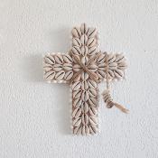 Croix décorative en coquillages - S